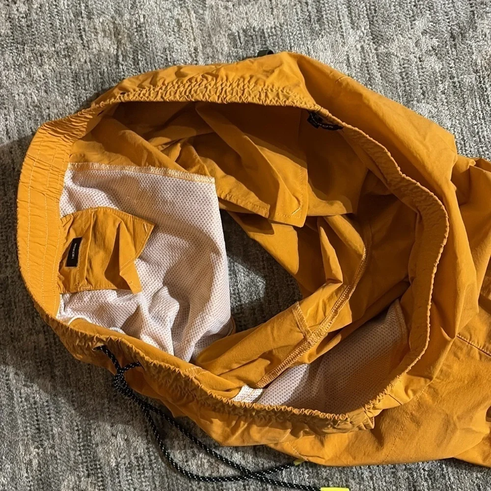 Bonobos mens XXL Bright Orange  Swim Shorts- 7 in inseam - like new